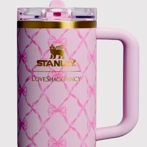 Love Shack Fancy Holiday “Baby Bow Pink Peppermint” 30oz Stanley